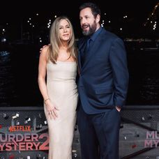 Jennifer Aniston și Adam Sandler, la Paris 2023 