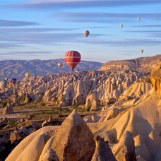 Nevşehir_Kılıçlar_Valley_Balloon_9714x5845px
