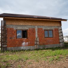 Echipa ajunge la casa începută de Titica, în Bragadiru. Arhitecții sesizează, deja, primele probleme. „Totul a pornit de la o sch (13)