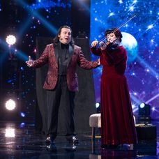 Sideshow Opera (1)
