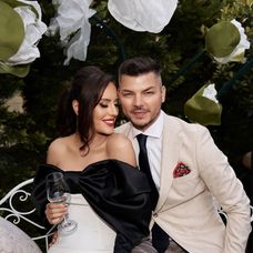 Starting a new chapter! Mr. & Mrs Luca!   @silviu.enache.photo   @carolyne.flower.shop   @jwmarriottbucharest