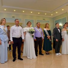 В Гомеле мать и дочь вышли замуж в один деньЦеремония прошла в Новобелицком загсе. Обе невесты  (6)