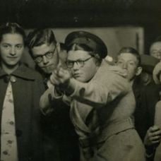 1938