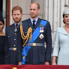 Prințul William și Prințul Harry, alături de soțiile lor, Kate Middleton și Meghan Markle, în balconul regal de la Buckingham Palace
