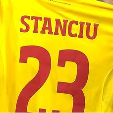 tricou fotbalist Stanciu, echipa națională a României