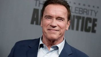 Arnold Schwarzenegger face un pas înapoi în urma scandalului #MeToo