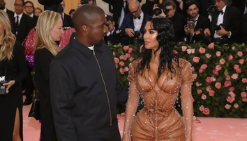 Nici în Matrix nu ai văzut așa ceva! Kanye West construiește cele mai excentrice case pe care le-ai văzut vreodată