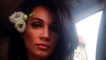 Nicoleta Luciu, intr-o rochita scurta cat un tricou si mai mulata decat un body