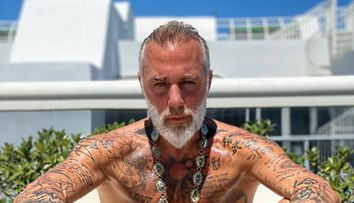 Gianluca Vacchi este de nerecunoscut. A slăbit teribil, iar fanii se tem că ascunde o boală gravă. Imagini îngrijorătoare cu milionarul italian