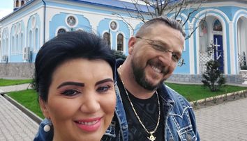 Adriana Bahmuțeanu și George Restivan s-au despărțit definitiv. Motivul pentru care jurnalista nu a acceptat nici de această dată cererea în căsătorie: „Colacul de salvare nu îl mai arunc la nesfârșit”