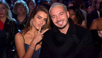 J Balvin și modelul Valentina Ferrer așteaptă primul lor copil. „Familia crește”