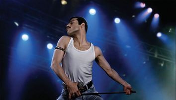 Rami Malek, ”excepțional” în rolul Freddie Mercury, din pelicula Bohemian Rhapsody