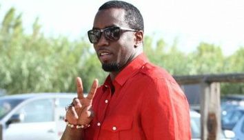 Prea mult alcool! Vodka lui Puff Daddy a fost confiscata la aeroport!