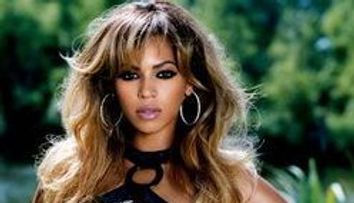 Beyonce a ales-o pe nasa lui Blue Ivy! Ghicesti cine o va boteza pe fetita?