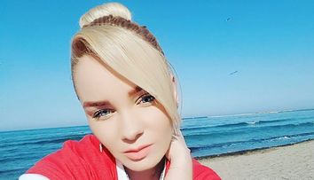 Maria Constantin, schimbare de look. Vedeta nu mai arata deloc asa. Si-a vopsit parul si arata total diferit