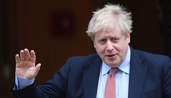 Premierul Boris Johnson, internat de urgență în spital după ce a fost diagnosticat cu Covid-19 