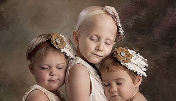Sufereau de cancer cand au fost fotografiate asa, iar imaginea a ajuns viral. Acum sarbatoresc vindecarea