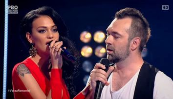 Pasiune si emotie pe scena de la Vocea Romaniei. Marius Moga a ales-o pe Andreea Olaru dupa un moment impresionant