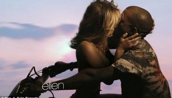 Kim Kardashian, la limita vulgaritatii. Bruneta apare topless si simuland scene de sex cu Kanye pe o motocicleta, in ultimul lui videoclip - VIDEO