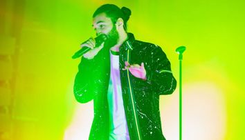 Smiley, mesaj special pentru mama lui în primul concert din turneul @Smiley_Omul