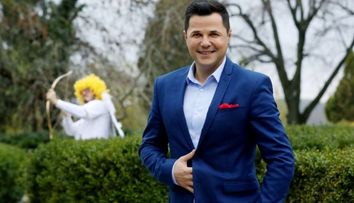 La juraminte, inainte! Alti patru baieti intra in reality show-ul Ma insoara mama!