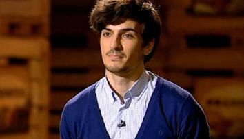 E campion la scrima si vrea sa devina primul MasterChef al Romaniei. Catalin Scarlatescu: <span style=