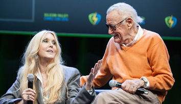 Fiica lui Stan Lee, implicată într-un scandal monstruos. A fost acuzată că și-a bătut propriul tată