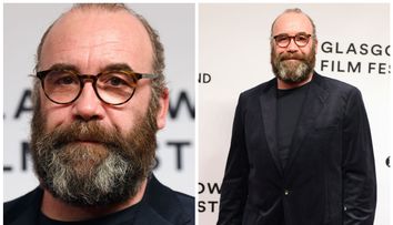 Îl recunoști? Celebrul actor a dormit într-un cort și a trecut prin dificultăți materiale înainte de a primi un rol în serialul care avea să devină cel mai premiat din istorie, cu 59 de premii Emmy