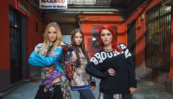 Nicole Cherry lanseaza un nou videoclip, 