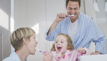 VIDEO Anca Vereanu ne învață totul despre îngrijirea dentară