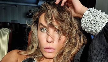 Anna Lesko, fotografie de zeci de mii de like-uri pe Instagram! Cum s-a lăsat fotografiată pe balcon