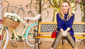 VIDEO Dana Săvuică, fashionistă și în sala de sport