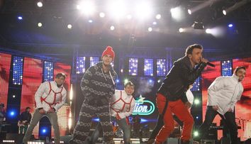 Show la max pus in scena de Max Dragomir. Fostul concurent de la 