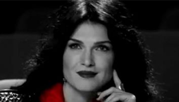 Robert Turcescu a lansat videoclipul piesei cu care participa la Eurovision: VIDEO