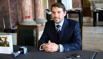 Principele Nicolae, implicat intr-un accident rutier in urma cu putin timp