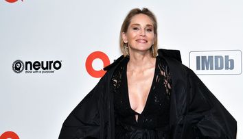 Sharon Stone are un iubit cu 38 de ani mai tânăr! Cine e rapperul cu care dansează în cluburi