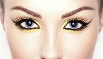 Trucul prin care orice femeie isi poate face singura un machiaj profesional