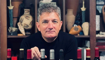 (P) Curs de somelier cu Sergiu Nedelea. Ce poți învăța de la cel mai mare specialist în vin din România