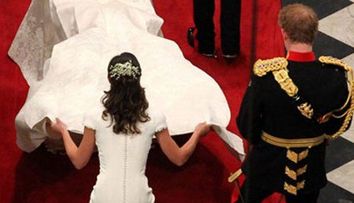 A fost declarata femeia cu cel mai frumos posterior din lume dupa imaginile la care au suspinat toti barbatii. Insa uite cum arata in realitate sora lui Kate Middleton