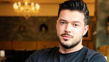 Victor Slav s-a fotografiat alături de iubita lui. Cum arată femeia care l-a cucerit