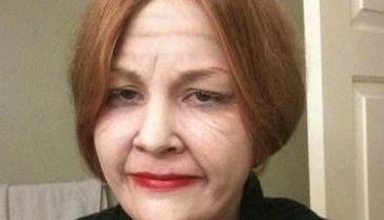 Schimbare radicala pentru o tanara! Nici nu iti imaginezi cum arata fara machiaj