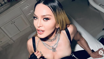 Madonna, în mijlocul unui scandal după ce a postat imagini în care apare în ipostaze nepotrivite alături de Papa! Imaginile sunt generate de AI