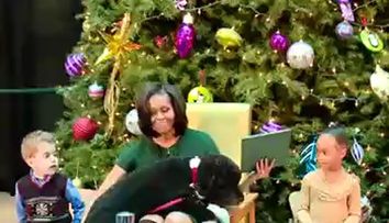 Moment amuzant: Cum a pus-o in dificultate Boo, cainele familiei prezidentiale, pe Michelle Obama. VIDEO