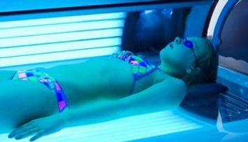 Bronzarea la solar = cancer al pielii si slabire a sistemului imunitar?