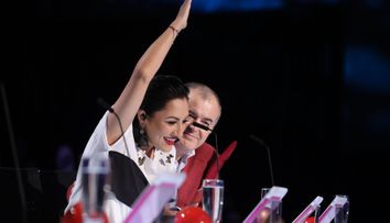 Andra a apasat primul Goldez Buzz al sezonului 8. Momentul artistic a dus-o direct in semifinala Romanii au talent