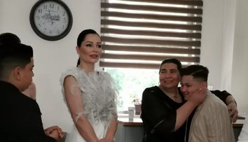 VIDEO Cum și-a ales Brigitte rochia de mireasă pentru marele eveniment
