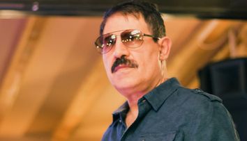 Dan Ciotoi, solistul trupei Generic, operat de urgență după ce a fost diagnosticat cu cancer de colon! Cum se simte acum artistul: „Mi-a salvat viața în ultima clipă”