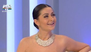 Gabriela Cristea divorteaza de Marcel Toader. A fost surprins in timp ce isi lua valizele de la ea de acasa