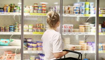 În SUA, o persoană a murit, iar alte opt au ajuns la spital după ce au consumat un tip de brânză. Ce conținea produsul