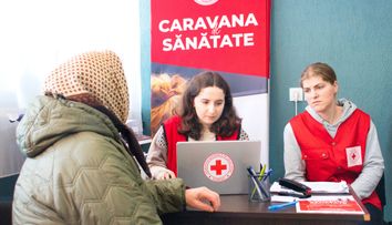 Caravana de Sănătate a Crucii Roșii Române face bine și în Republica Moldova: 444 de persoane vulnerabile consultate gratuit în raioanele Fălești și Ungheni